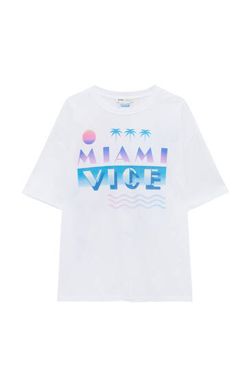 טי שירט בצבע לבן עם לוגו Miami Vice