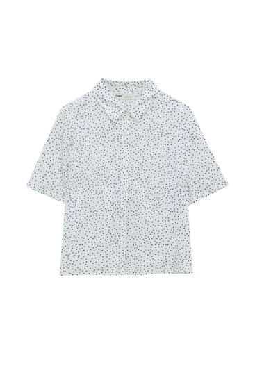 Short sleeve shirt with polka dot print