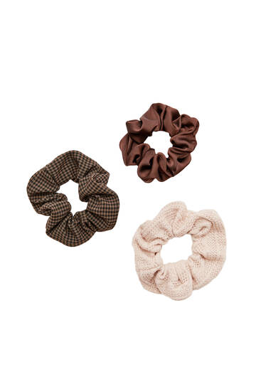 3-pack of brown scrunchies