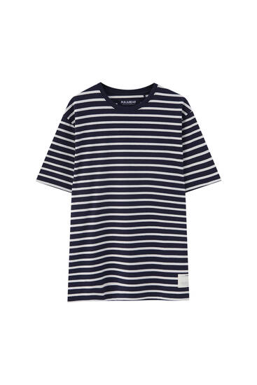 Basic T-shirt with contrast stripes