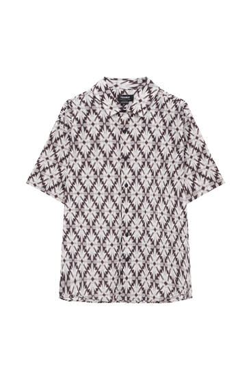 Geometric print shirt