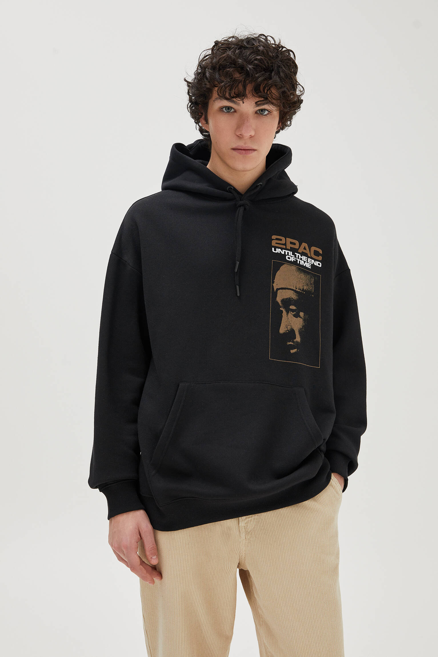 Pull & Bear - Tupac “Until The End Of Time” hoodie