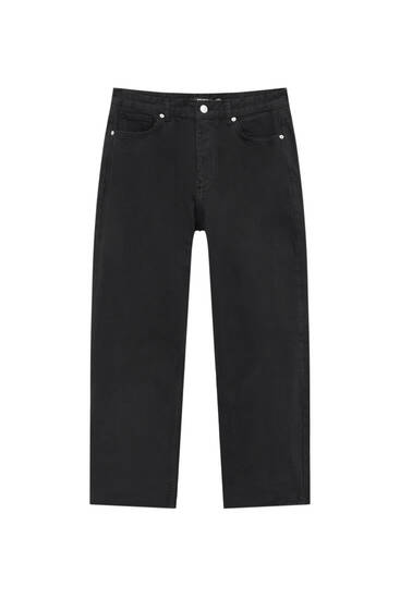 Jeans im Standard-Fit und Five-Pocket-Design