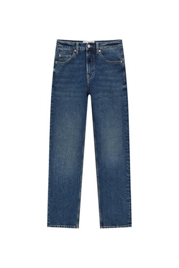 Comfort fit straight-leg jeans