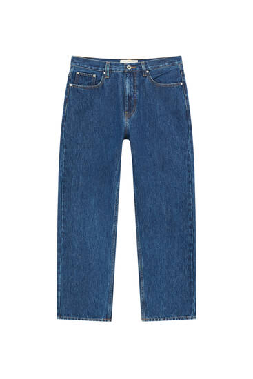 Ciemnoniebieskie jeansy z szerokimi nogawkami