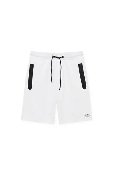 Jogger fit Bermuda shorts with contrast pockets