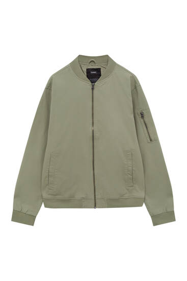 bomber pull and bear