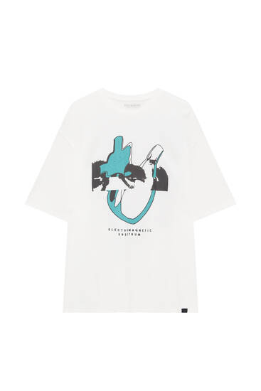 Short sleeve T-shirt with contrast graphic