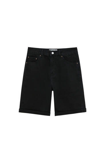 Black slim fit basic denim Bermuda shorts