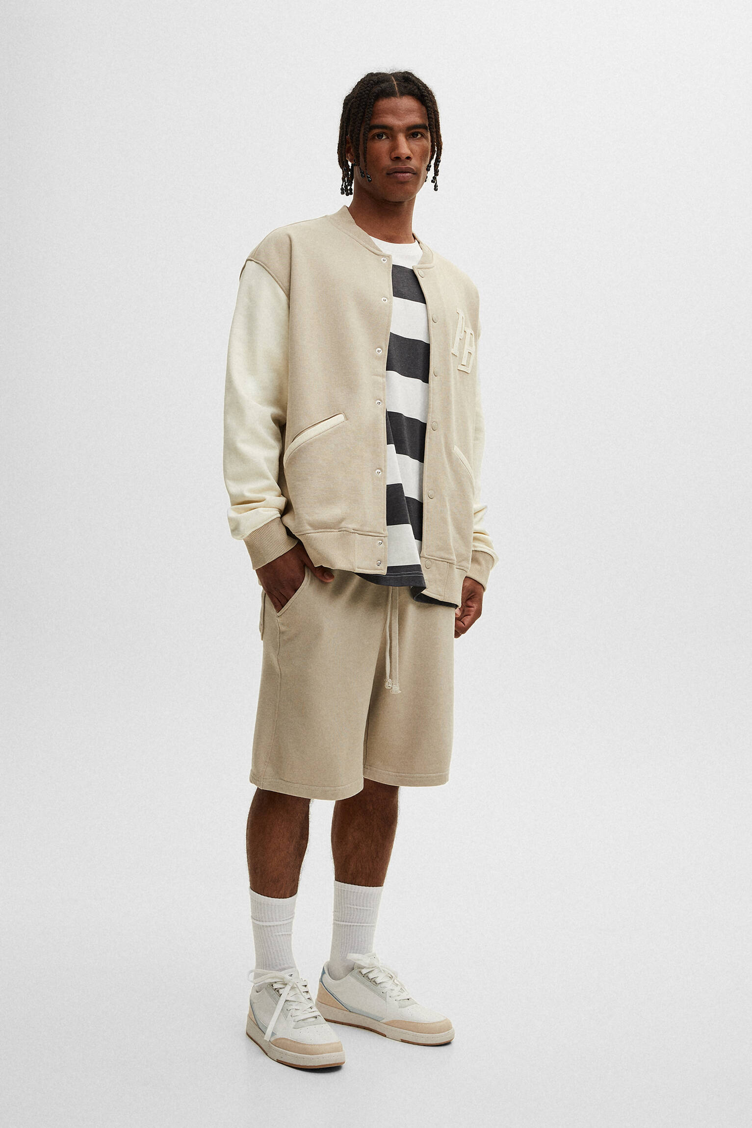 Pull & Bear - Varsity jacket with contrasting sleeves