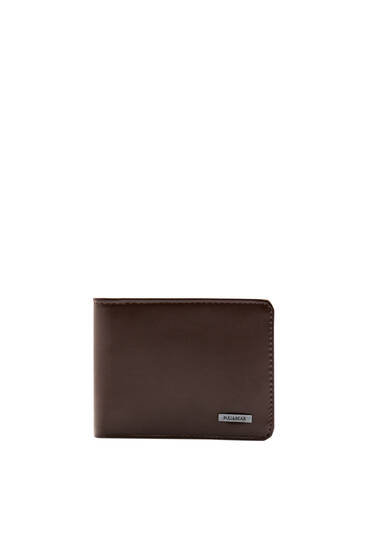 Basic brown wallet