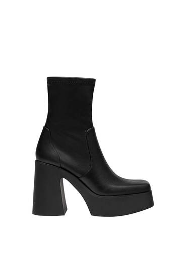 pull on leather ankle boots