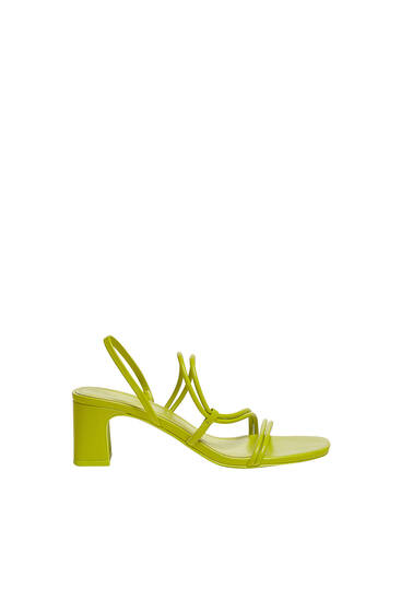 Scarpe da donna - Primavera Estate 2022 | PULL\u0026BEAR