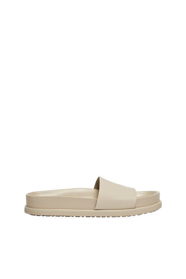 Discover the Women's Shoe Collection | PULL\u0026BEAR