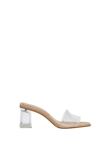Sandalia tacón vinilo - PULL\u0026BEAR