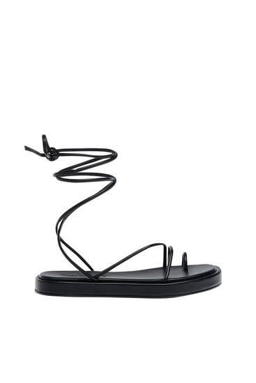 Descubre la Colección de Zapatos de Mujer | PULL\u0026BEAR