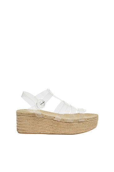 Descubre la Colección de Zapatos de Mujer | PULL\u0026BEAR