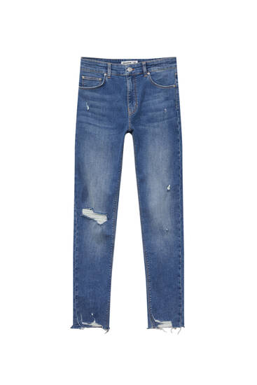 Skinny-Jeans mit halbhohem Bund und Rissen