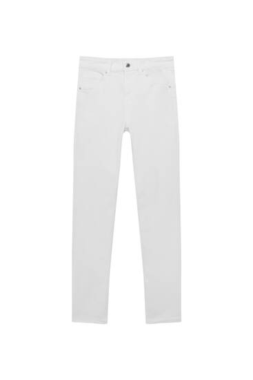 Push up mid-rise jeans