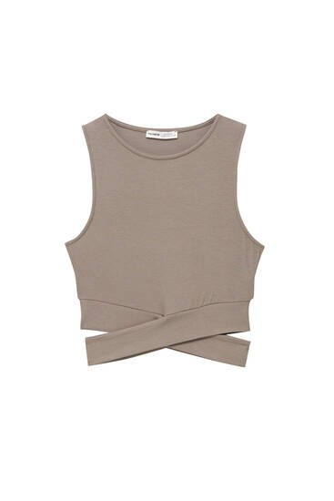 Tank top with crossover straps
