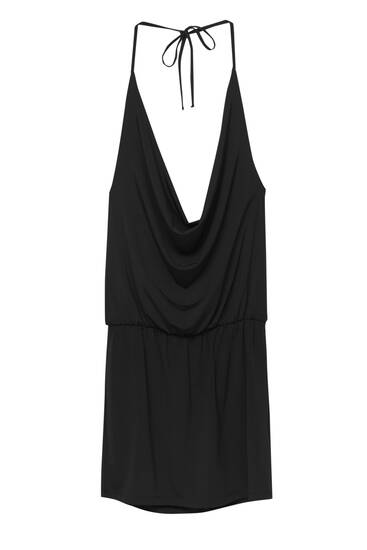 Kurzes Kleid in Schwarz mit Drapierung