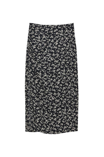Floral midi skirt with a slit
