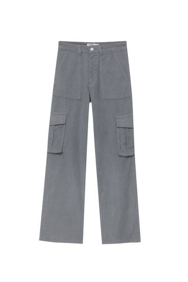 Corduroy cargo trousers - pull&bear