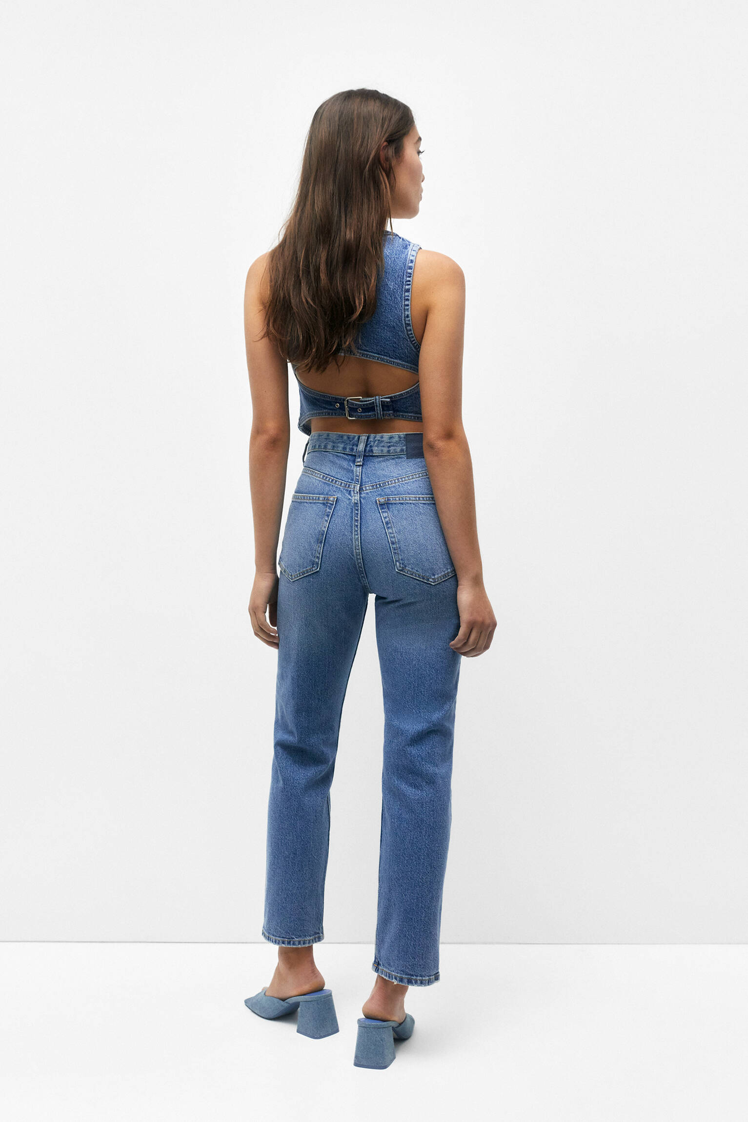 Straight-leg high-waist jeans - pull&bear