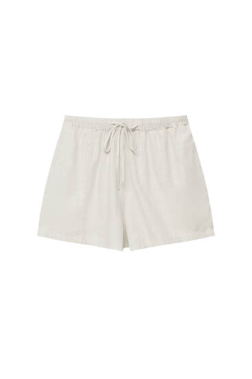 Flowing rustic shorts with elasticated waistband