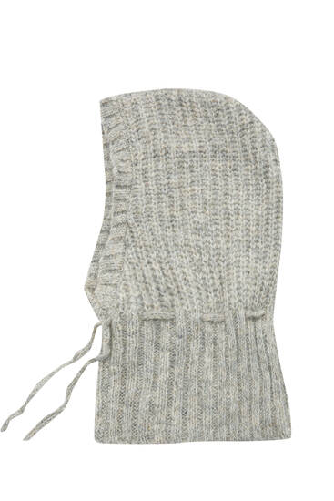 Chunky knit balaclava