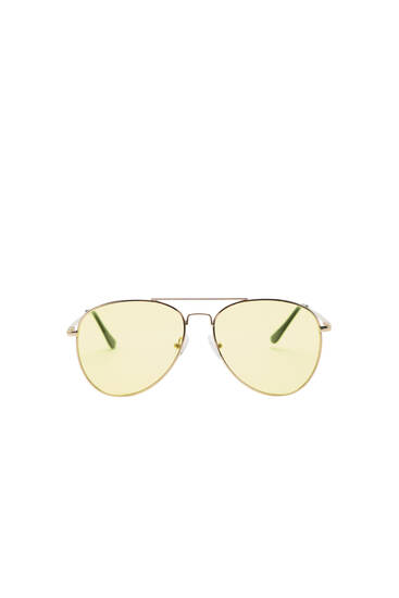 Lunettes de soleil aviateur verres jaunes pull bear