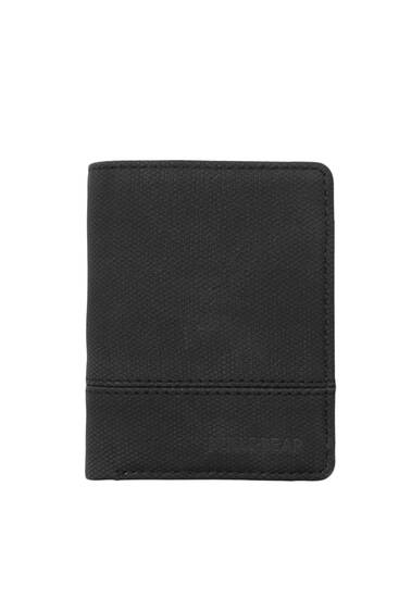 Vertical wallet with logo