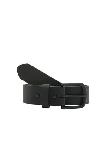 Black textured faux leather belt