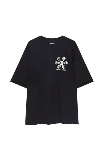 Plush T-shirt with embroidered flower