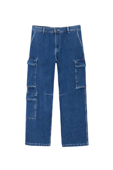 Cargo jeans with multiple pockets