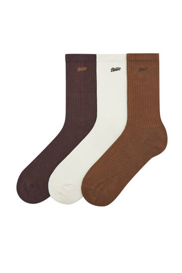 Pack of socks with embroidered detail