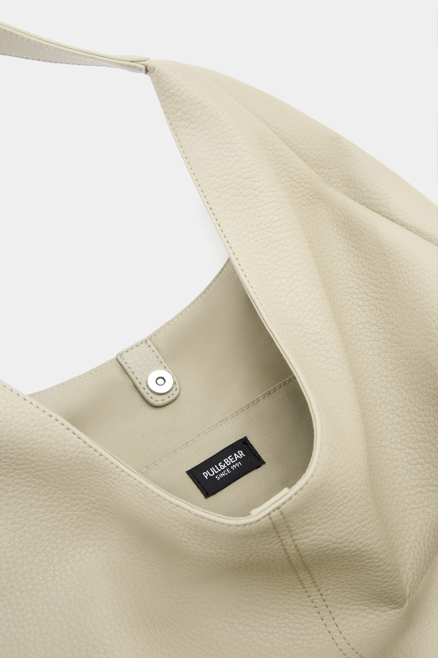 Details 135+ pull and bear uk bags kidsdream.edu.vn