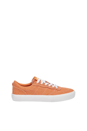 Casual canvas trainers