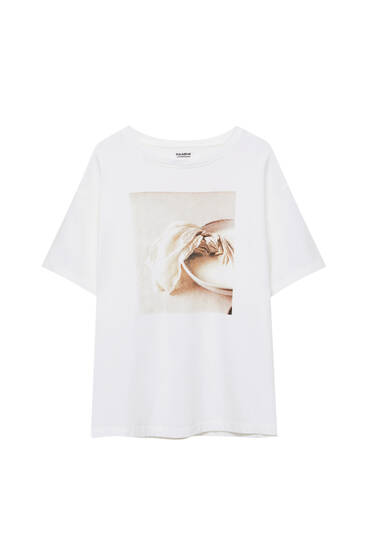 Kontrast grafik baskılı beyaz t-shirt