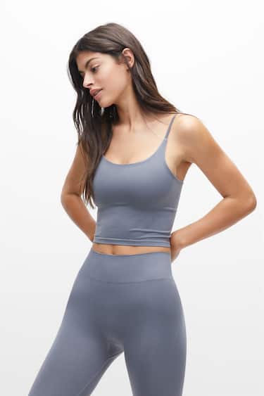 Crop top sans coutures - pull&bear
