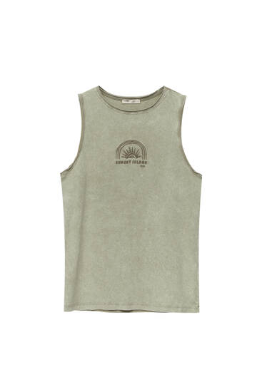 Sleeveless vest top with embroidery