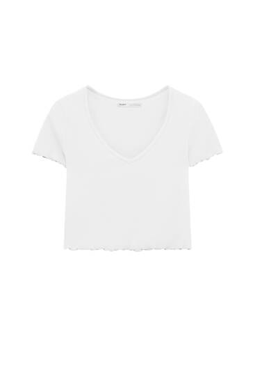 pull and bear v neck t shirt