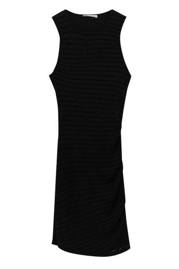 שמלת סריג קצרה בצבע שחור