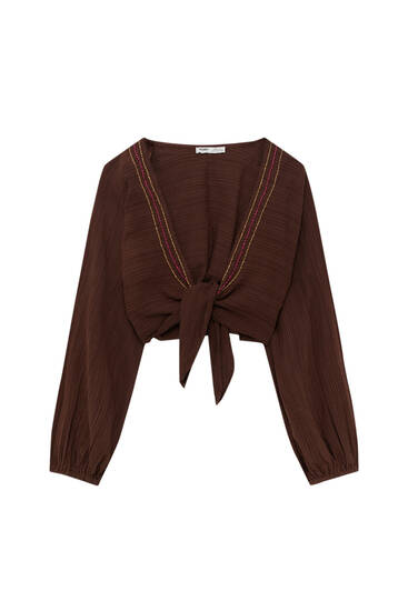 Rustic blouse with knot