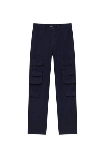 Cargo trousers with multiple pockets