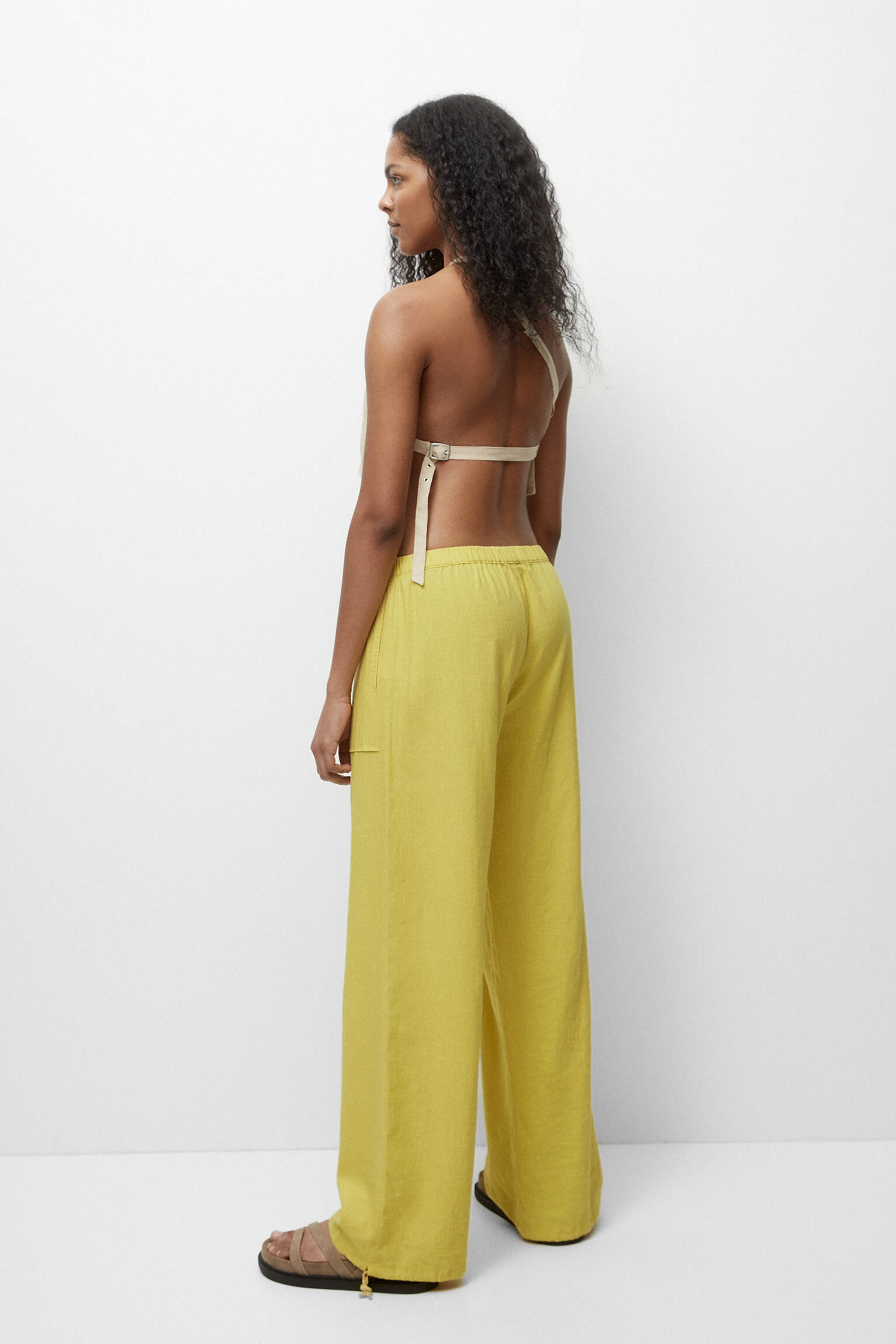 Pull Bear Flowy trousers with linen 550678481 520