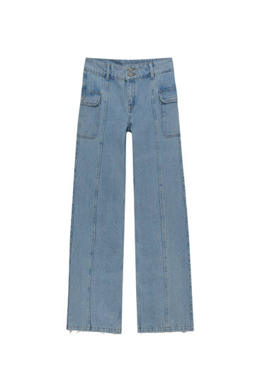 Jeans mit Schlag und niedrigem Bund