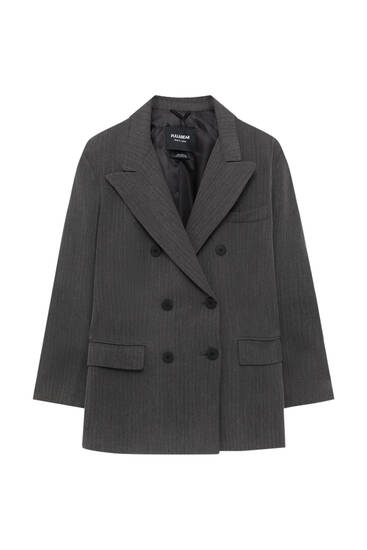 Loose-fitting oversize blazer