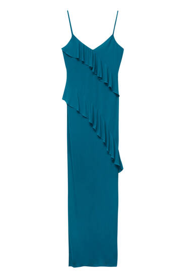 Long evening dress with ruffled details