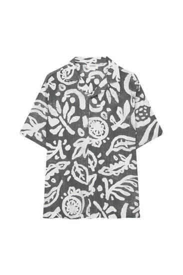 Black short sleeve shirt with floral print